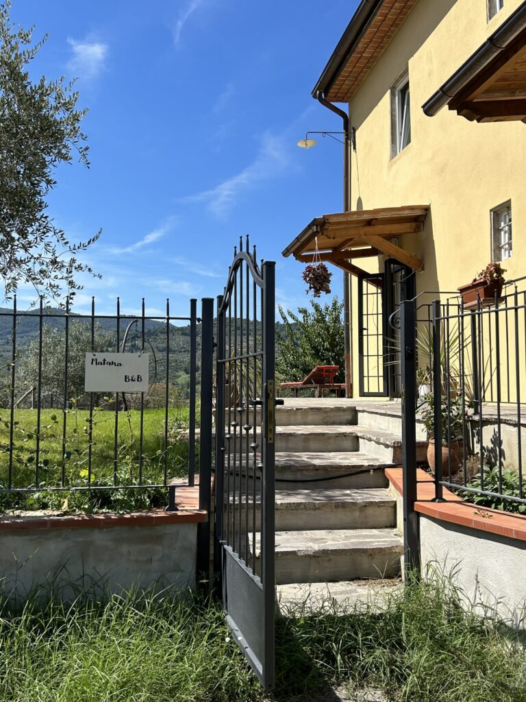 ingresso pedonale al matana B&B